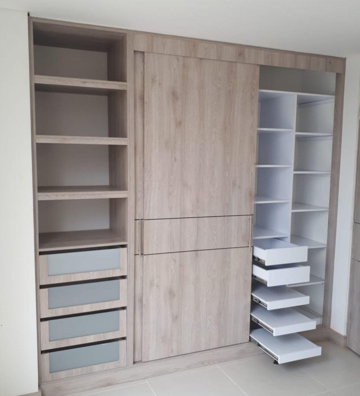 muebles modernos en madera